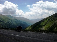 Výhľad na hory - južná strana cesty 7C, Transylvánia, Rumunsko