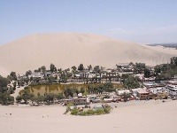 Oáza Huacachina, Peru