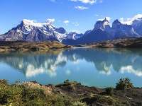Jazero Pehoe, Torres del Paine, Chile