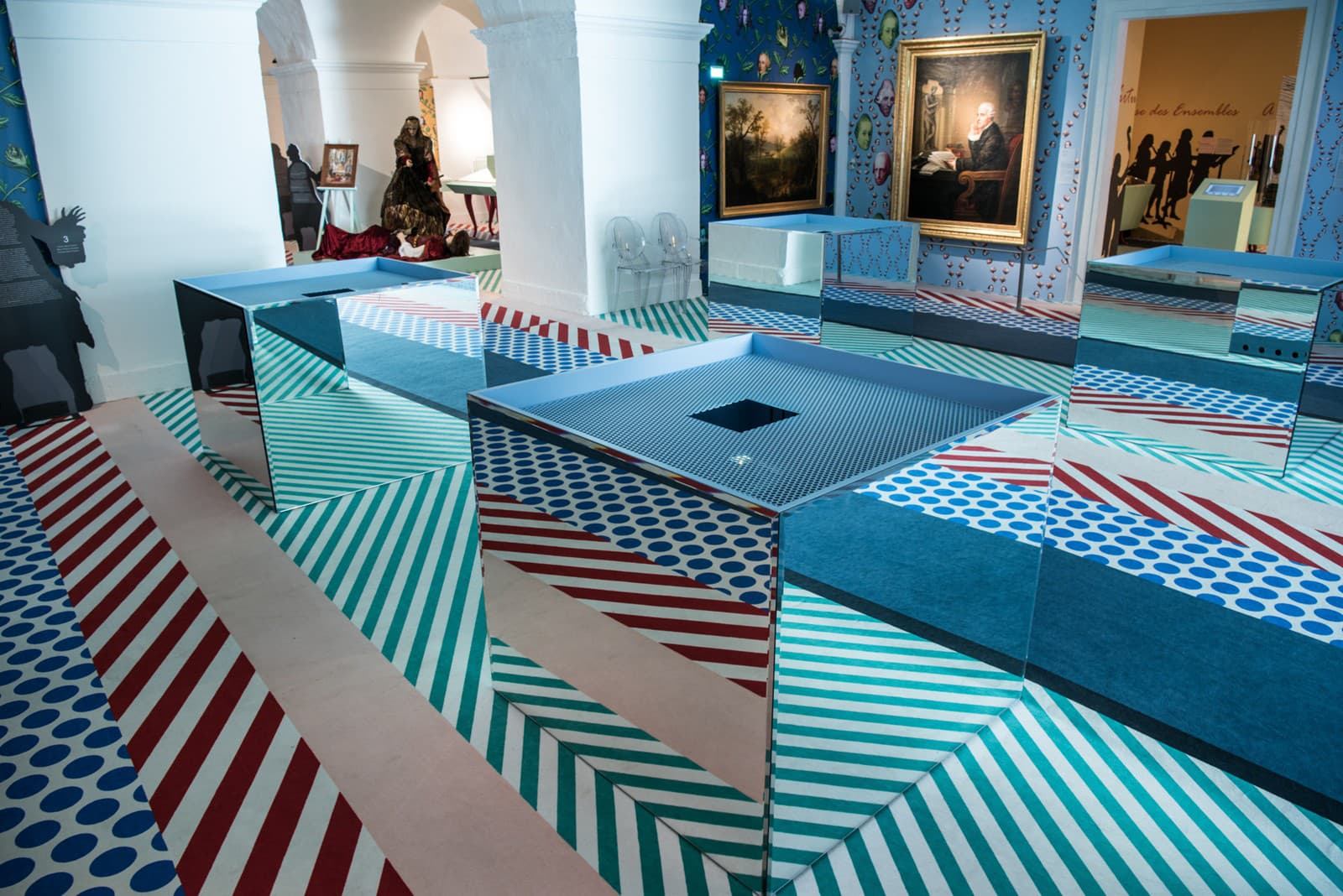 Esterházyho palác, expozícia 