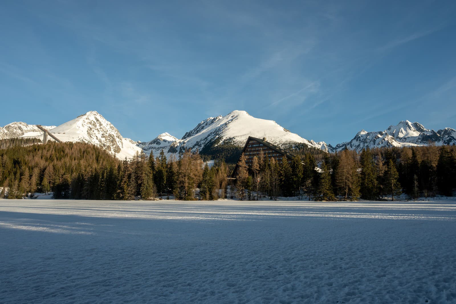 Štrbské pleso takmer vypustili.