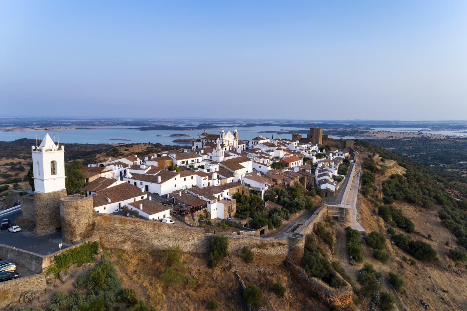 Portugalský Monsaraz – mesto,