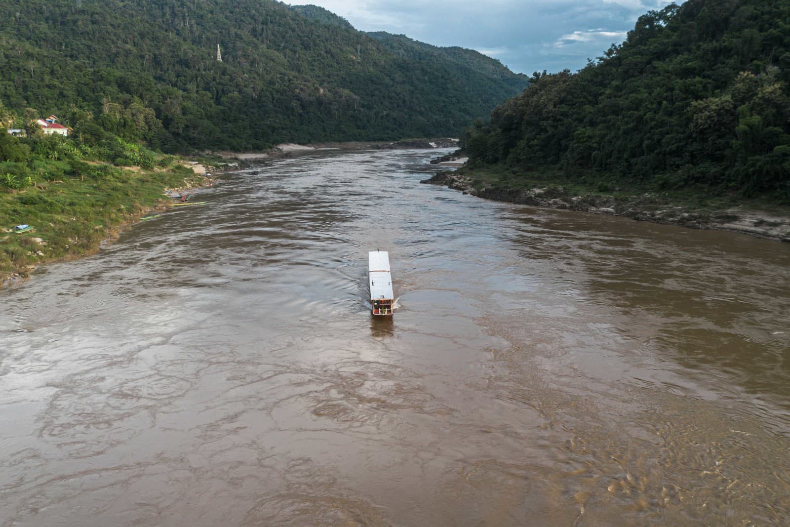 FOTOREPORTÁŽ: Laos je skrytým