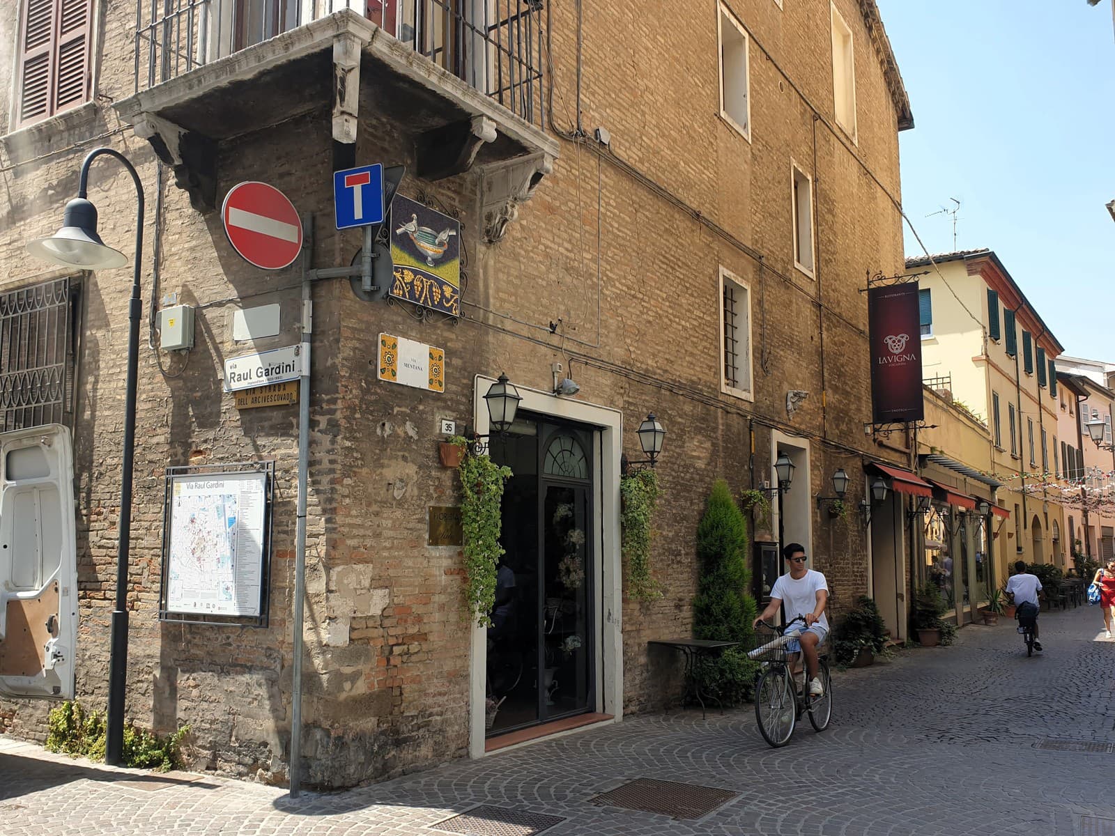 Ravenna je mesto ako