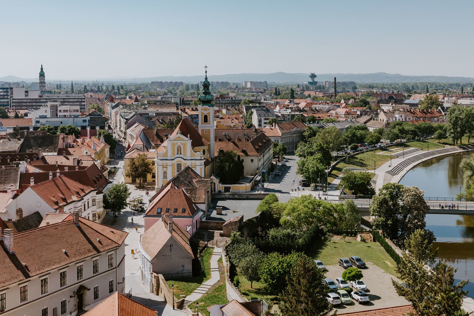 Objavte Győr: mesto plné