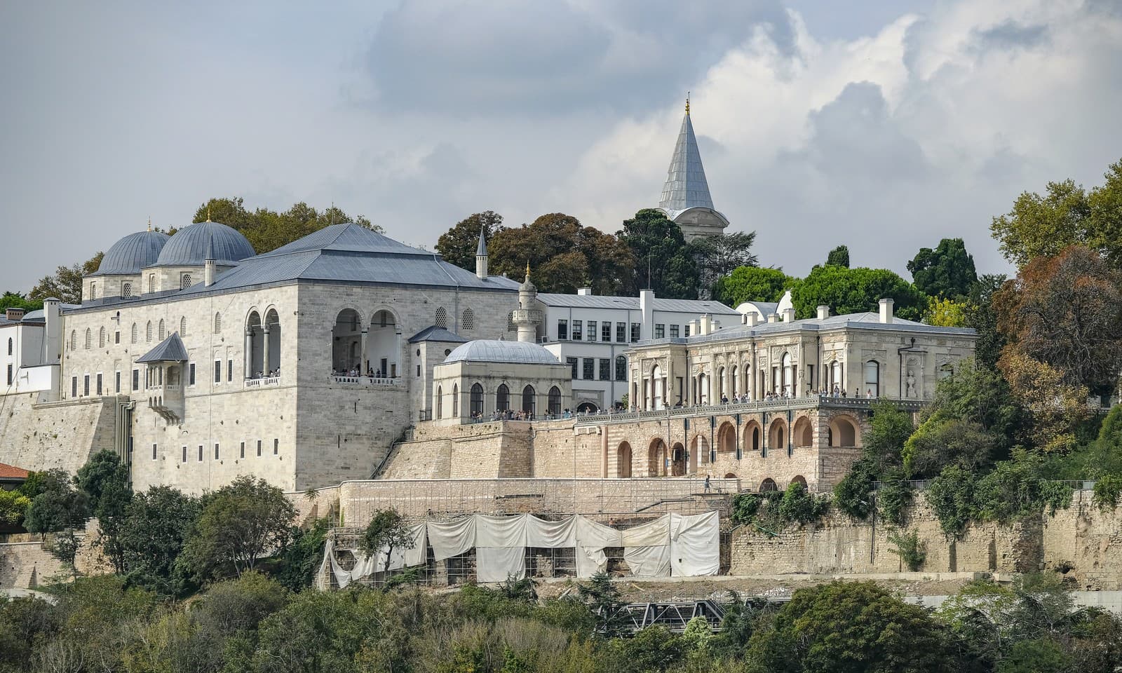 Palác Topkapi: Fascinujúca brána