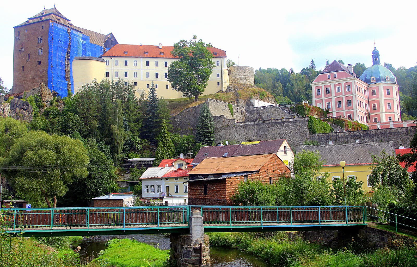 Bečovský hrad s renesančným palácom