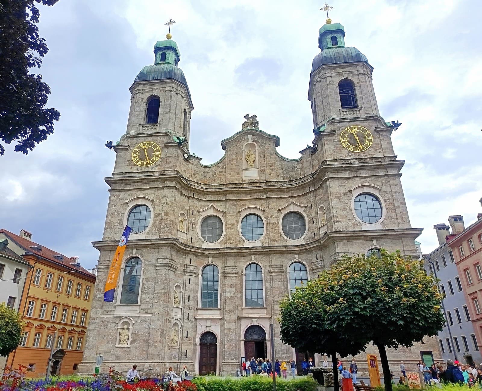 Baroková Katedrála sv. Jakuba na Dómskom námestí
