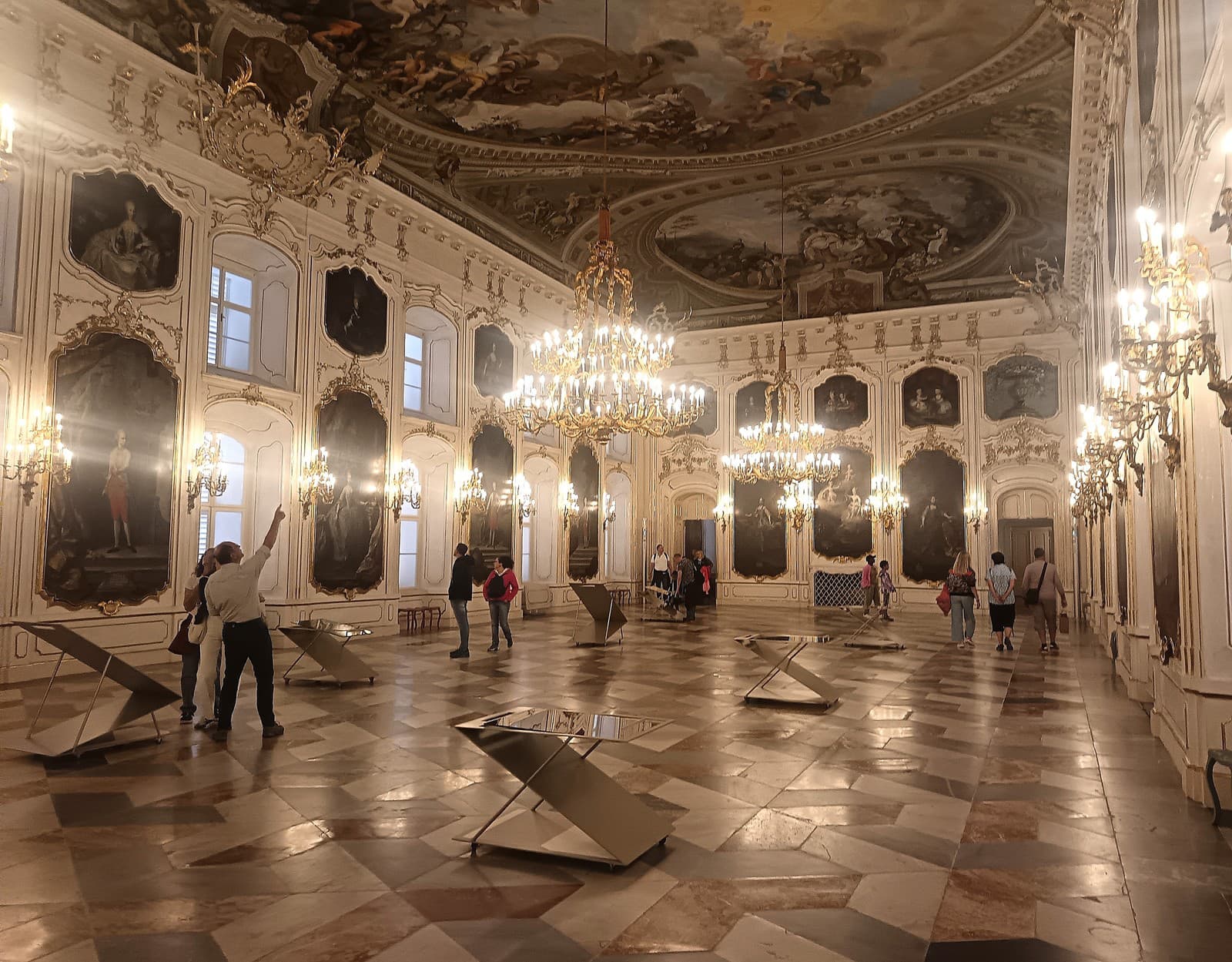 Najväčšia sála Hofburgu, takzvaná Sieň obrov (Riesensaal)