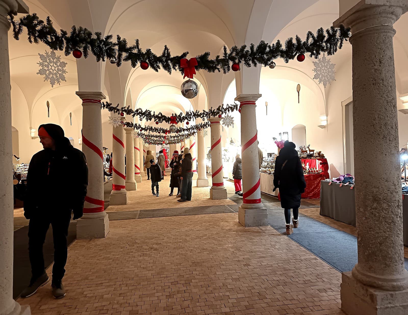 Мы сравнили цены в