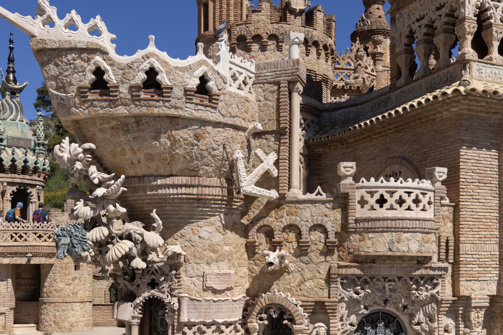 Замок Кастильо де Коломарес