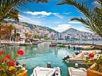 Prístav v Sarandë
