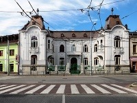 Pohľad na zrekonštruovaný Rosenfeldov palác na ulici J. M. Hurbana v Žiline. (Foto: SITA/Milo Fabian)
