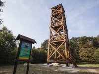 Pod Kamzíkom otvorili 15-metrovú turistickú rozhľadňu 