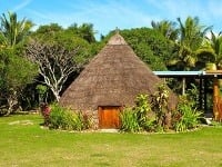 Typické domorodé obydlie v Lifou. 