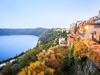 Letná rezidencia pápežov v Castel Gandolfo