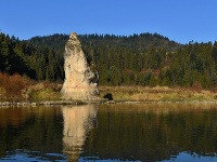 Obec Chmeľnica sa snaží zachrániť kamennú prírodnú pamiatku Skalná ihla