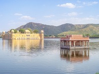Vodný palác Jal Mahal: Nádherné miesto bujarých večierkov
