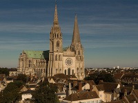 Katedrála v Chartres ukrýva najcennejšiu relikviu Panny Márie