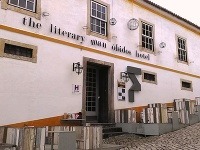Najoriginálnejší hotel Portugalska je rajom pre všetkých knihomoľov