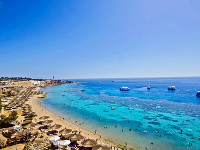 Pláž v Sharm El Sheikh, Egypt