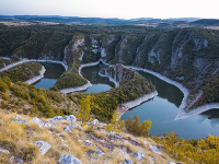 Meander rieky Uvac, Srbsko