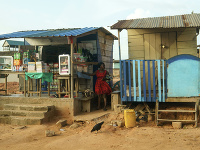 Obchody pri ceste z Akkry, Ghana