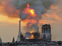 Katedrála Notre-Dame v Paríži Katedrála Notre-Dame v Paríži
