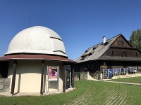 Park slnečnej sústavy pri astronomickom pracovisku v obci Roztoky v okrese Svidník
