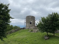 Bašta hradu Šariš, ktorú nazývajú Alžbetka
