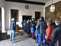 Prehliadka na hrade Červený kameň