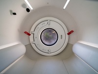 Hyperloop previezol prvých ľudí: Kapsula má byť rýchlejšia ako lietadlo