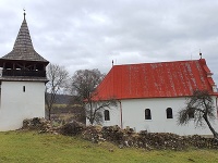 Zvonica a evanjelický kostol v obci Drienčany
