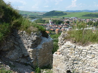 Plavečský hrad, tiež hrad Plaveč nad obcou Plaveč v okrese Stará Ľubovňa