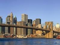 Pohľad na Manhattan a Brooklynský most.