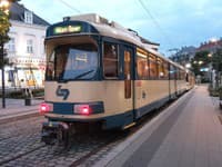 Badner Bahn, lokálna eletrička spája Baden s centrom Viedne