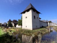 Vodný hrad v obci Hronsek 