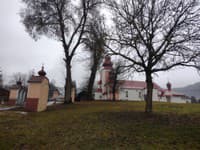 Na snímke gréckokatolícky farský chrám Zosnutia Presvätej Bohorodičky v Humennom
