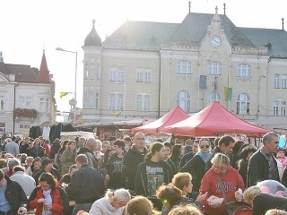 Tradičný jarmok v Leviciach