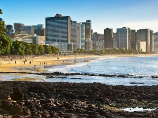 Pláž vo Fortaleze, Brazília