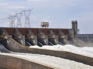 Výkon juhoamerickej hydroelektrárne zodpovedá