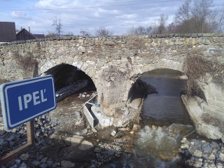Stredoveký, tzv. turecký most
