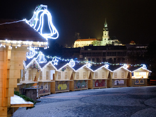 Vianočné mestečko na Svätoplukovom