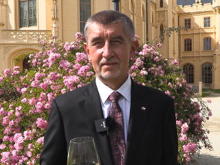 Český premiér Babiš pozýva