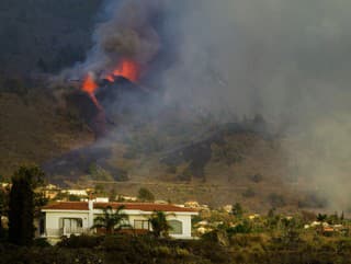 Erupcia sopky La Cumbre