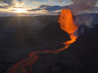 Na Islande vybuchla sopka