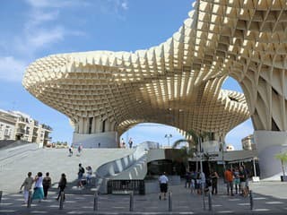 Pocta modernej architektúre: Sevillské
