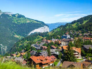 Švajčiarska dedinka bez ciest: