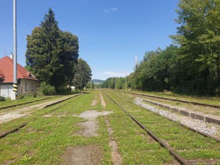 Českí rušňovodiči bijú na
