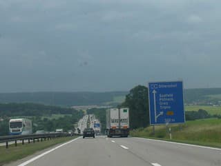 Sprísnené predpisy pre motoristov